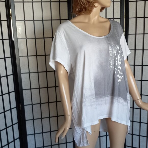 Chic & Shimmery! Calvin Klein White Gray Ombre Sequin Top 2X Short Sleeve - Picture 3 of 7